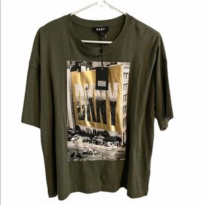 NWT DKNY oversized t-shirt 007